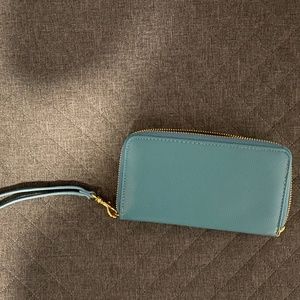 blue wallet